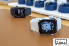 米兔手表怎样关机和开机