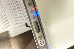 惠普打印机三色灯一直闪烁