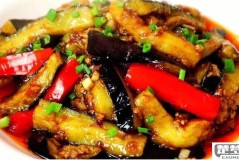 鱼香茄子怎么做好吃？正宗做法与家常简易步骤全解析
