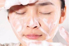 洗面奶怎么用才正确？完整步骤与常见误区解析