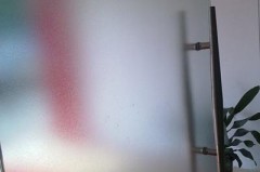 磨砂玻璃怎么变透明？三种实用方法全解析