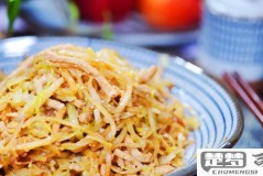 炒饼怎么做简单又好吃？掌握这些技巧让你的炒饼更美味