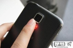 电话来了手机后面闪光灯