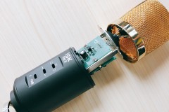 电容麦有杂音滋滋的解决方法