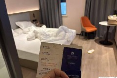 酒店房卡丢了怎么办？需要赔偿吗？如何补办？影响押金退还吗？