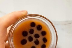 珍珠奶茶的珍珠怎么做？自制Q弹珍珠的完整步骤与技巧