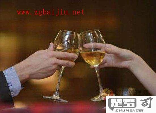 喝完酒难受怎么缓解？科学有效的解酒方法大全