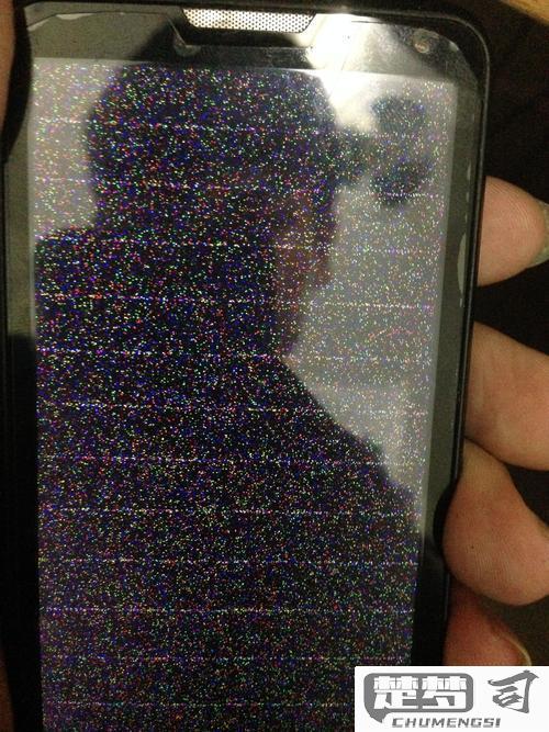 手机花屏了怎么修复？自己动手还是需要专业维修？