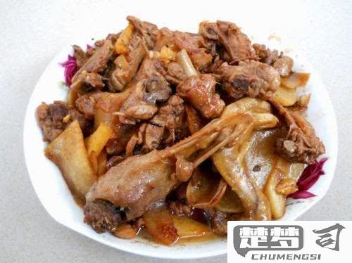 炒鸭子怎么炒的好吃？掌握这些技巧让你的鸭肉鲜嫩入味