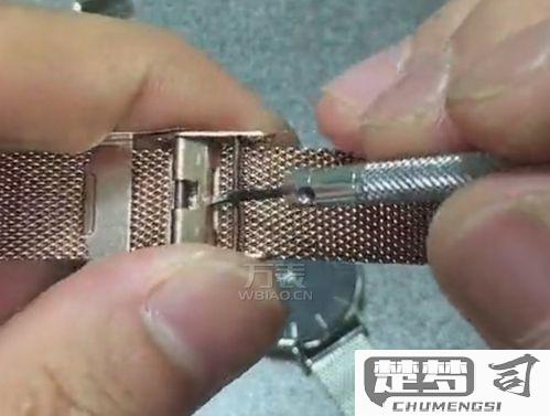 钢带手表怎么换表带？详细步骤与工具准备指南